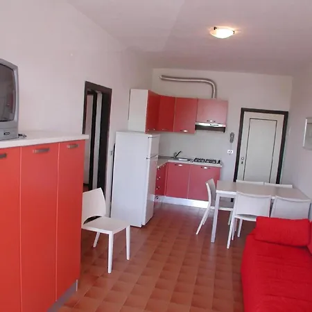 Ferienwohnung Fuer 6 Personen Ca 48 Qm In Lido Delle Nazioni, Adriakueste Italien Podelta - B61102 Appartamento *