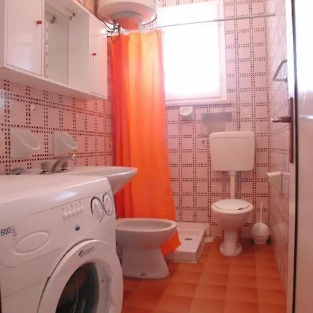 Ferienwohnung Fuer 6 Personen Ca 48 Qm In Lido Delle Nazioni, Adriakueste Italien Podelta - B61102 Appartamento Lido delle Nazioni