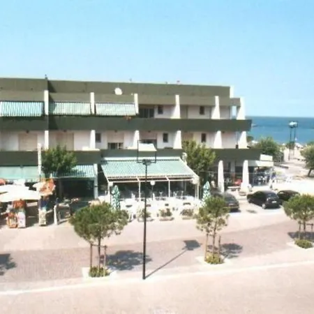 Appartamento Ferienwohnung Fuer 6 Personen Ca 48 Qm In Lido Delle Nazioni, Adriakueste Italien Podelta - B61102
